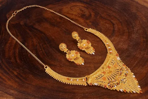 Vista 2 de Meenkari - Juego de joyas de estilo tradicional chapado en oro de 0.04oz para mujer, colección india, Sin gemas.