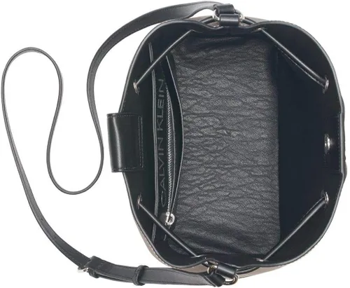 Vista 9 de Calvin Klein - Bolsa Gabrianna al hombro para mujer