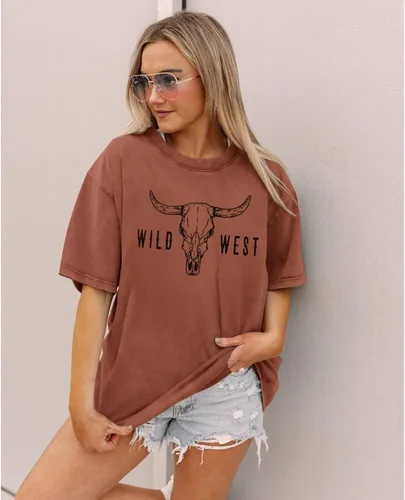 Vista 2 de IZYJOY Camiseta para mujer, estilo bohemio, con estampado de calavera de vaca occidental, con diseño de calavera, color rojo y rojo