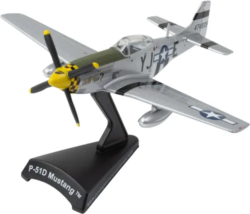 Vista 7 de P-51D Mustang Bunny Red Tail 1/100 Modelo fundido a presión