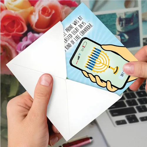 Vista 6 de NobleWorks - Tarjeta de felicitación divertida para Janucá con sobre de 5 x 7 pulgadas (1 tarjeta) Tarjetas de felicitación para festividades judías