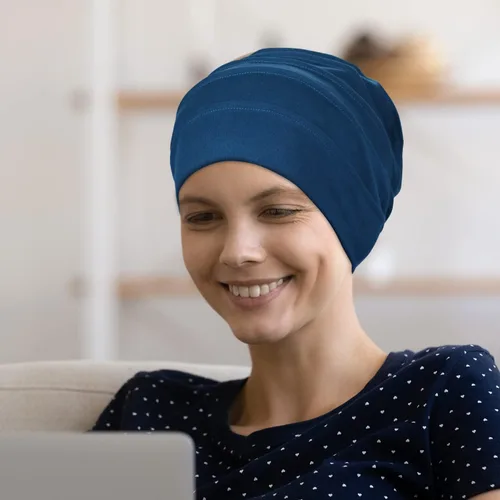Vista 7 de Kisumthy 2 gorros de algodón holgados para quimioterapia, gorro de quimioterapia, sombreros de cáncer para mujeres con pérdida de cabello