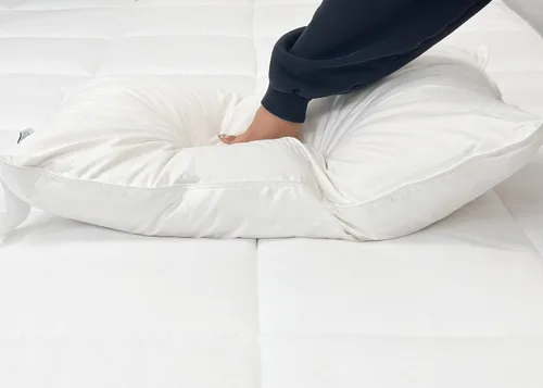 Vista 3 de Paquete de 2 almohadas únicas de plumón y plumas de pato blanco de triple núcleo, tamaño King, soporte suave/medio, perfecto para personas que
