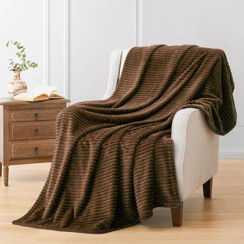Vista 50 de Vessia - Manta de forro polar de franela (50x70 pulgadas), manta 3D de jacquard negra, esponjosa y cálida para sofá, sillón, cama, silla, 300GSM