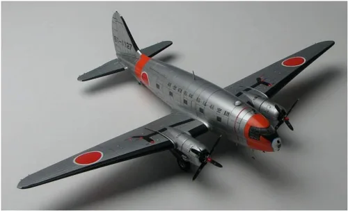 Vista 2 de Platz C-46D JASDF Curtiss Commando - Kit de construcción modelo de avión a escala 1/144