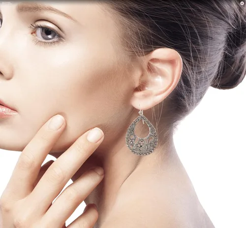 Vista 5 de NOVICA Pendientes colgantes artesanales hechos a mano de plata de ley 925 Indonesia 'Bali Glam', Plata de ley Perla, No es una piedra preciosa