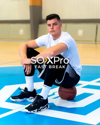 Vista 8 de Calcetines clásicos de agarre perfectos para fútbol, calcetines antideslizantes para correr de rugby y otros deportes. GEARXPRO SPORTS ITALY!