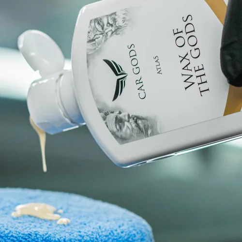 Vista 3 de Car Gods Wax of the Gods Ultimum Perfectum, 17 Onzas Líquidas - Cera de Carnauba para Vehículos de Alto Brillo Elimina Defectos Menores
