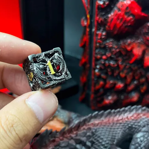 Vista 10 de Juego de dados DND de metal hueco para juego D y D, dados poliédricos grandes para Calabozos y Dragones, Warhammer Pathfinder, Cthulhu, MTG, D&D