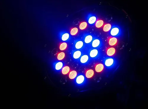 Vista 3 de Eliminador 42x1W LED Accesorio con ángulo de haz de 25 grados (LP 42 RGBW) Negro