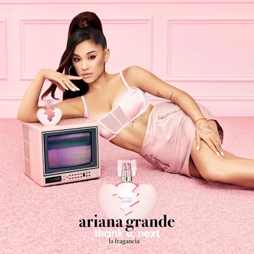 Vista 4 de Ariana Grande Thank U Next Eau de Parfum - Fragancia floral de almizcle gourmand para mujer - Perfume de mujer con notas de coco, azúcar macarrón
