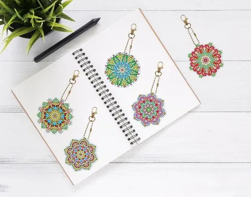 Vista 3 de Llavero de pintura de doble cara con diamantes 5D, llavero de pintura de diamantes de imitación para cartera, llaveros, correas de teléfono, bolsa