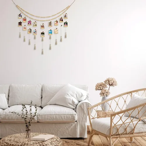 Vista 7 de Amyhill Expositor de fotos colgante de macramé bohemio con 24 clips de pared de madera, marco de collage de macramé con cuentas de madera