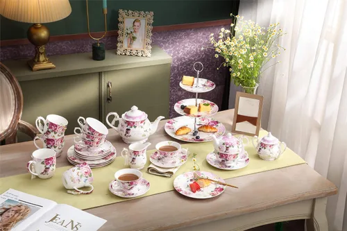 Vista 4 de London Boutique Juego de tazas de café de té, 4 porcelana, pájaro, rosa, mariposa, diseño Shabby Chic en caja de regalo, 11 oz