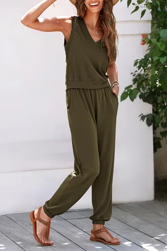 Vista 7 de PRETTYGARDEN Conjunto deportivo de verano de 2 piezas para mujer, con cuello en V, camiseta sin mangas, pantalones deportivos, casuales