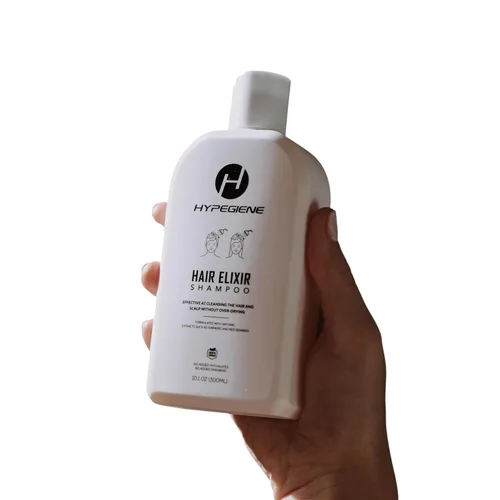 Vista 2 de Champú orgánico anticaspa – Nutre, repara y ayuda a fortalecer todo tipo de cabello – Sin parabenos, sin sulfatos – Champú hidratante de cúrcuma