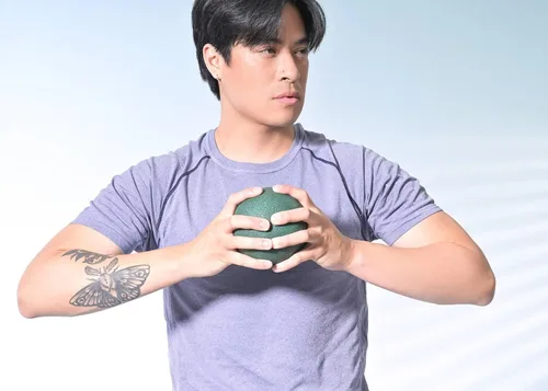 Vista 2 de Balanced Body Bola inflable de 4 pulgadas, pelota de ejercicio de pilates para gimnasio en casa o estudio