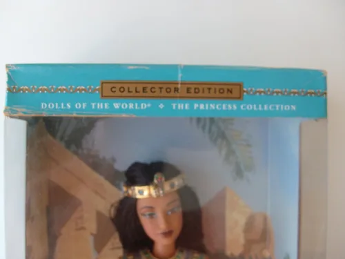 Vista 4 de Muñeca Barbie de la Princesa del Nilo - Muñecas del Mundo Edición Coleccionista (2001)