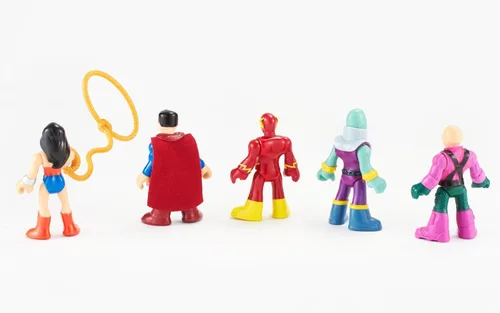 Vista 3 de Fisher-Price Wonder Woman Imaginext DC Super Friends & Villains Pack