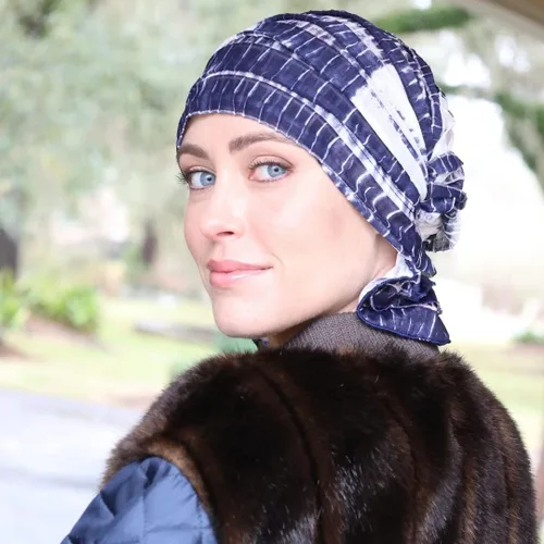 Vista 3 de Chemo Beanies, Azul marino Blanco Estampado, talla única