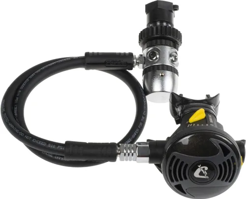 Vista 3 de Cressi Regulador de buceo ideal para principiantes y alquiler- Simple, fuerte y fácil de usar - Filtro cónico y sistema de regulación aguas abajo