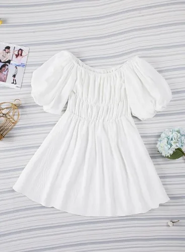 Vista 3 de Dokotoo Vestidos de verano para mujer, con hombros descubiertos, manga corta farol, con volantes, cintura elástica, acampanado, minivestido casual