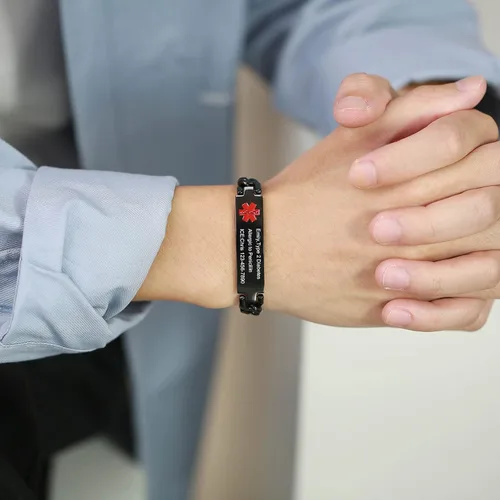 Vista 4 de VNOX Pulsera de identificación de alerta médica con grabado gratuito para hombres y mujeres, etiqueta médica, cadena de eslabones de acero inoxidable