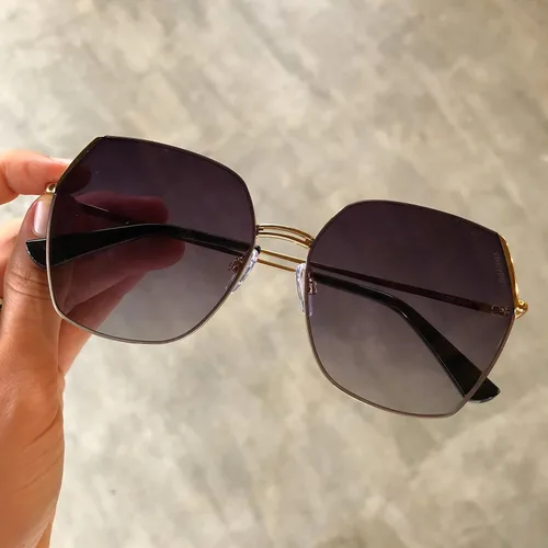 Vista 4 de FREYRS Chelsie Designer Fashion - Gafas de sol grandes de gran tamaño para mujer