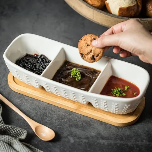 Vista 6 de Miamolo Bandeja de condimentos de 3 compartimentos, recipiente para patatas fritas y salsa con bandeja de madera para servir, perfecto