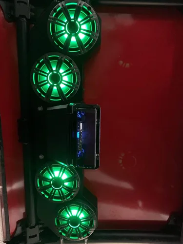 Vista 2 de RZR PRO XP Barra de sonido Altavoces de torre Estéreo Bluetooth Radio Razor - PROXPRGB