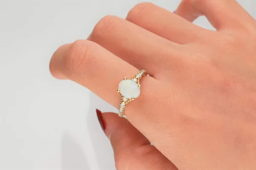 Vista 4 de Gin & Grace Anillo de ópalo etíope natural de oro amarillo de 10 quilates con diamantes reales para mujer, de origen ético, auténtico y orgánico
