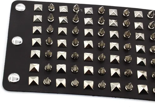 Vista 5 de Pulsera de cuero punk para hombres y mujeres, pulsera de cuero con tachuelas para hombres, pulsera gótica con remaches para hombres y mujeres