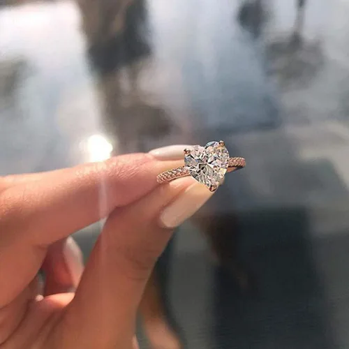 Vista 3 de AIMAOMI Anillos de compromiso en forma de corazón para mujer, con incrustaciones de circonita, elegantes y exquisitas joyas de boda (C-plata, 9)