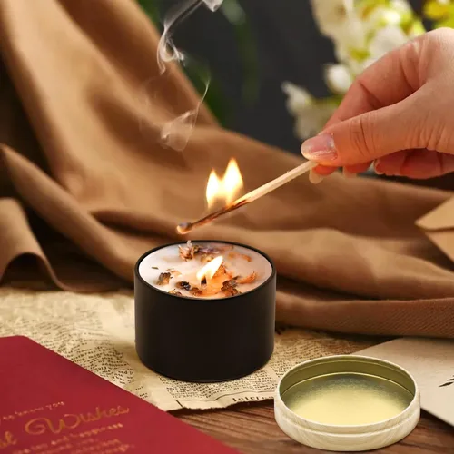 Vista 5 de Paquete de 12 tarros de velas, latas de velas de 4 onzas con tapas de impresión de grano de madera de metal, tarros de velas de metal vacíos