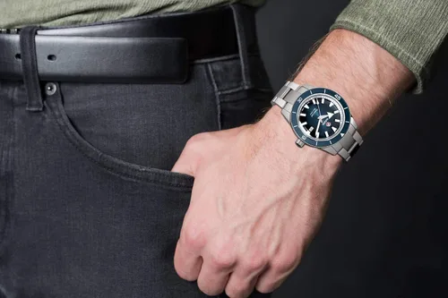 Vista 3 de Rado Reloj automático suizo Captain Cook Azul Patchwork