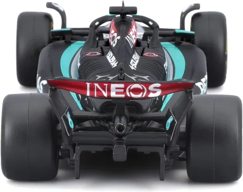 Vista 4 de Bburago 1:43 Scale 2024 Formula Race Mercedes W15 Vehículo fundido a presión con casco, Russell # 63