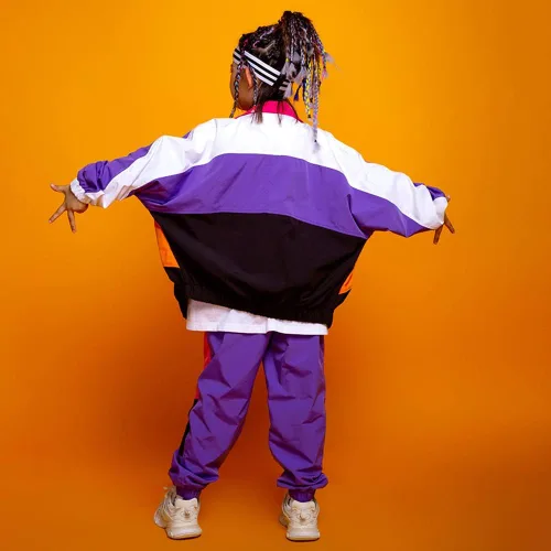 Vista 4 de LOLANTA Conjunto de pantalones deportivos para niñas con bloques de color y pantalones deportivos deportivos de hip hop y baile ropa de calle unisex