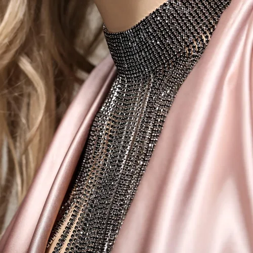 Vista 3 de Flyonce - Collar con diamantes de imitación para mujer, gargantilla con borla estilo pechera, joyería para fiesta formal