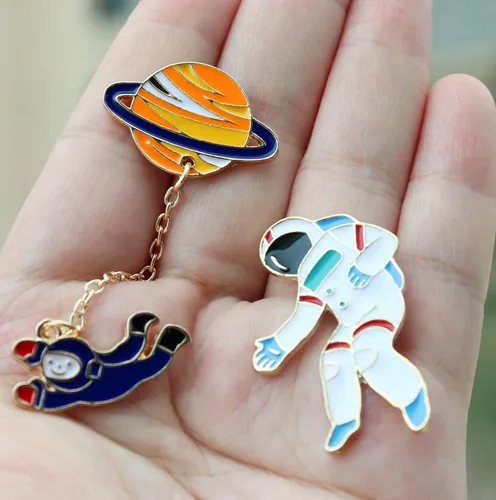 Vista 2 de Enamel juego de lindos prendedores para mochila, aleación, UK_B07C6P4MFM