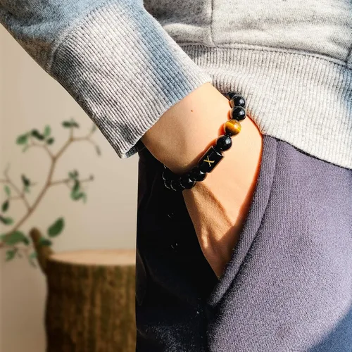 Vista 120 de SUMMER LOVE Regalos para el Día del Padre, pulsera con inicial de piedra de ónix negro de 0.394 pulgadas para hombres, pulsera de cuerda trenzada