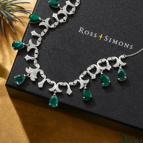 Vista 3 de Ross-Simons Collar de esmeralda de 20,00 qt y diamantes de 28 qt t t t en Plata de Ley