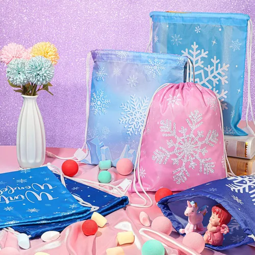 Vista 7 de CHENGU Bolsas de regalo de fiesta de copo de nieve de invierno a granel, bolsas de regalo de fiesta de congelados para invierno para niños, regalo