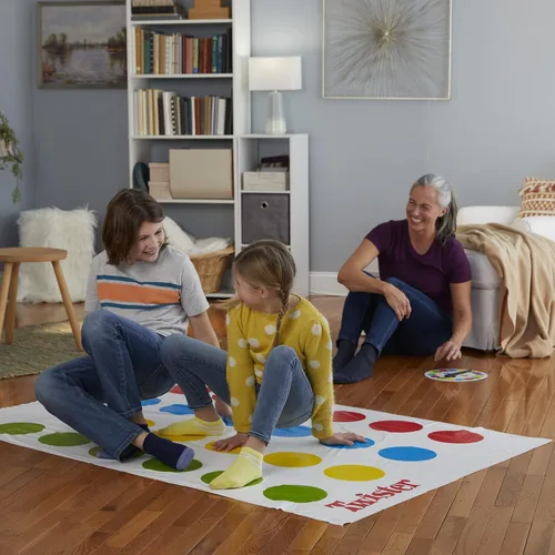 Vista 4 de Hasbro Twister Party - Juego de mesa clásico para 2 o más jugadores, juego de interior y exterior para niños de 6 años en adelante, el embalaje