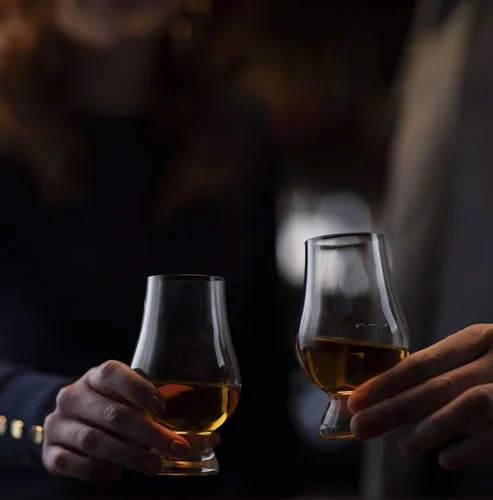 Vista 3 de GLENCAIRN Vaso de whisky, juego de regalo de 4
