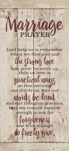 Vista 10 de Placa de madera con cita inspiradora en texto en inglés "Marriage Prayer" "Lord, help us to remember when we first met" - Elegante cuadro vertical