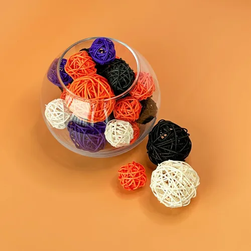 Vista 3 de Qingbei Rina 20 bolas de mimbre de ratán de Halloween, bolas decorativas de otoño para cuencos, relleno de jarrón para centros de mesa, rellenos