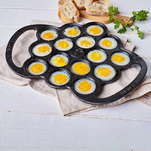 Vista 9 de Victoria - Sartén de hierro fundido para poffertjes holandeses con asas de bucle, precurada con aceite de linaza, fabricada en Colombia