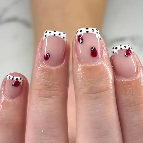 Vista 14 de Uñas postizas a presión con punta francesa, uñas postizas cuadradas cortas con diseños de cuentas de flores 3D, uñas blancas a presión, uñas Blanco