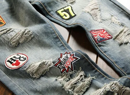 Vista 5 de Jeans rasgados de moda para hombre con parches