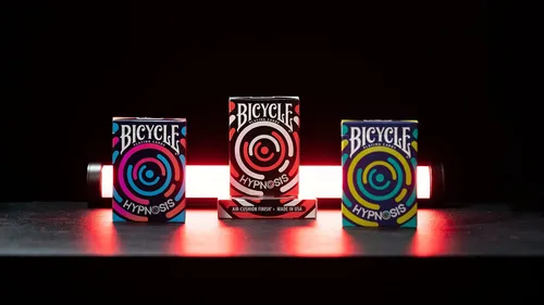 Vista 8 de Bicycle Naipes especiales de hipnosis, baraja de naipes roja, negra y blanca Hipnosis roja